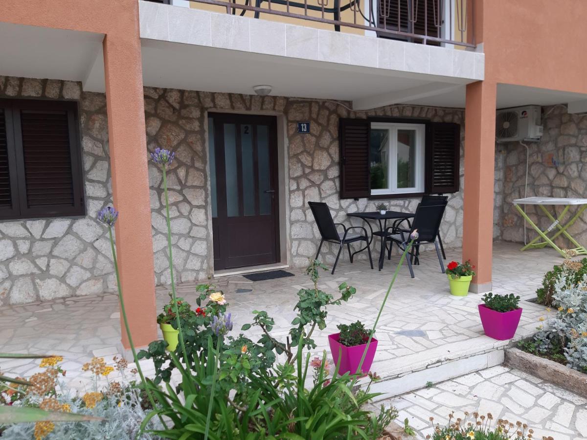Apartmani Ana Црес Экстерьер фото