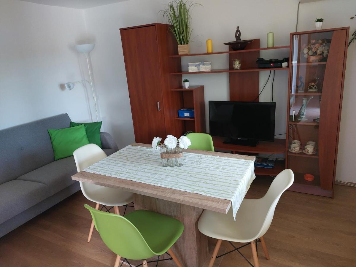 Apartmani Ana Црес Экстерьер фото