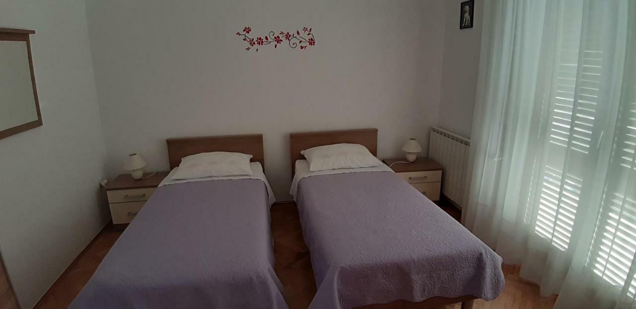Apartmani Ana Црес Экстерьер фото
