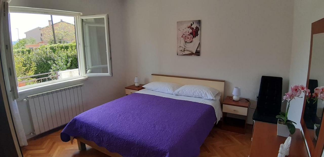 Apartmani Ana Црес Экстерьер фото